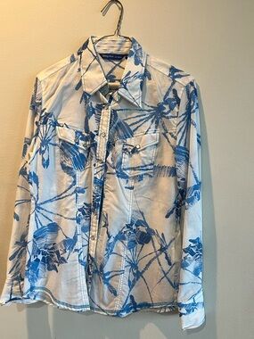 George Roth Los Angeles women’s pearl snap button blouse- M- NWOT